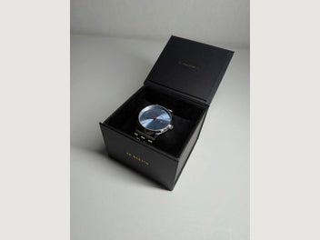 Image 1 of 5