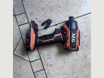 Image 1 of 3