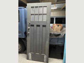 Image 1 of 6