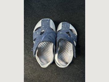 Image 1 of 7