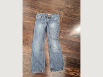 Image 1 of 8
