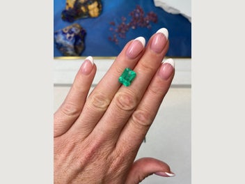 Image 1 of 6