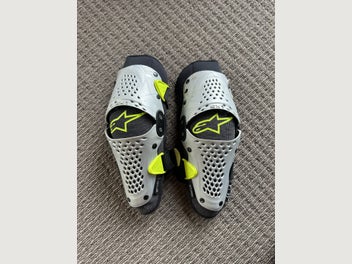 Image 1 of 4