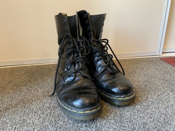 Image 1 of 5