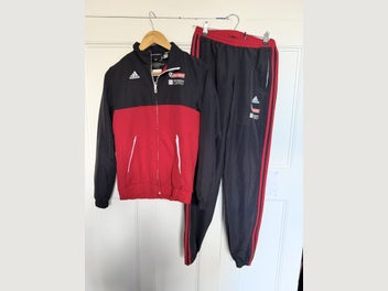 Image 1 of 7