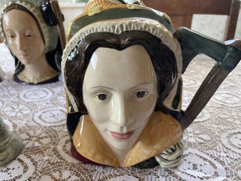 Image 1 of 7