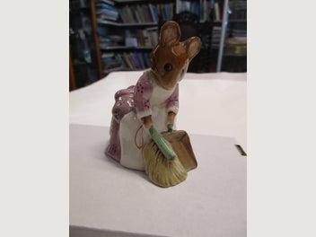 Image 1 of 7