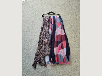Image 1 of 7