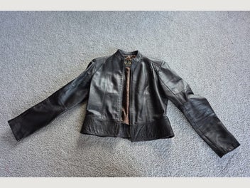 Image 1 of 8