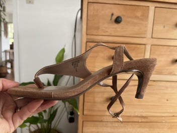 Image 1 of 5