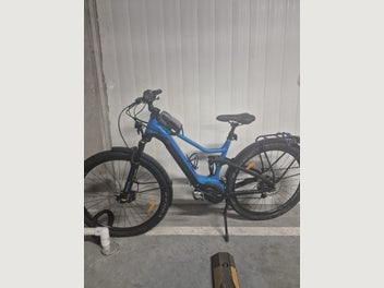 Image 1 of 7