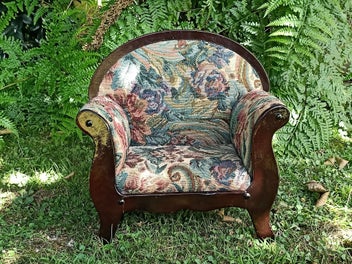 Image 1 of 6