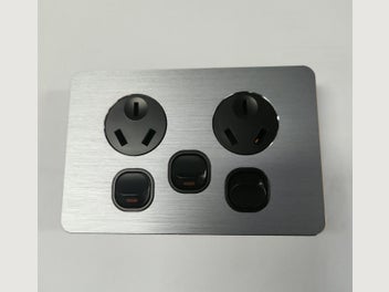 Image 1 of 1