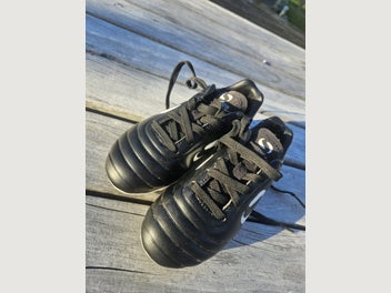 Image 1 of 6