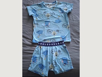Image 1 of 4