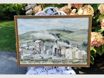 Image 1 of 8