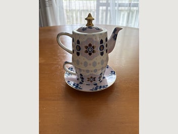 Image 1 of 7