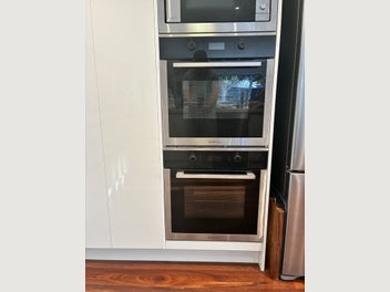 Image 1 of 8