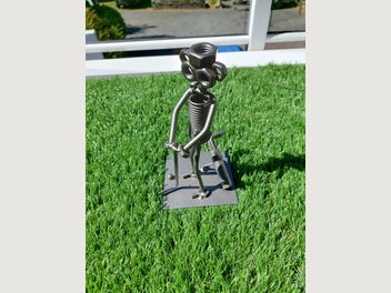 Image 1 of 7