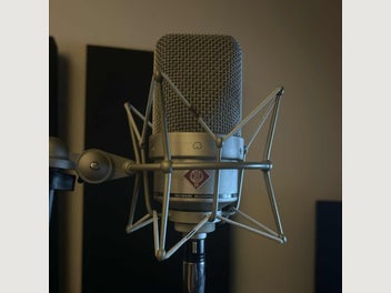 Image 1 of 6
