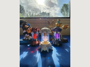 Image 1 of 1