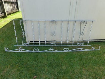 Image 1 of 4