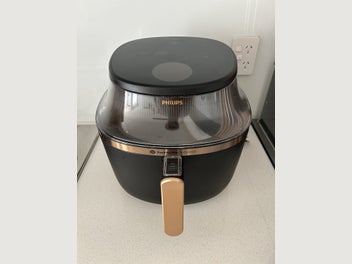 Image 1 of 7