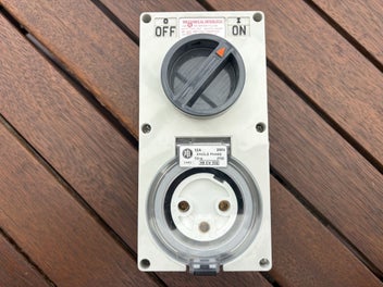 Image 1 of 7