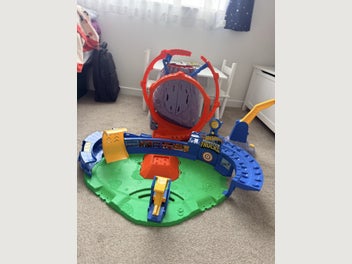Image 1 of 5