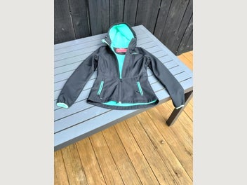 Image 1 of 4