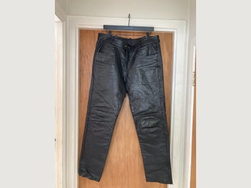 Image 1 of 6