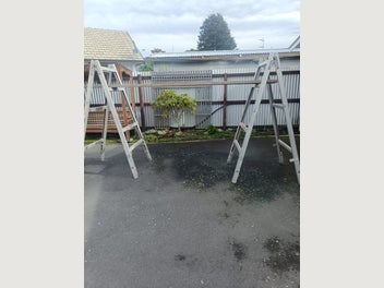 Image 1 of 5