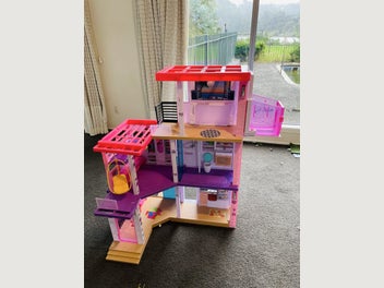 Image 1 of 20