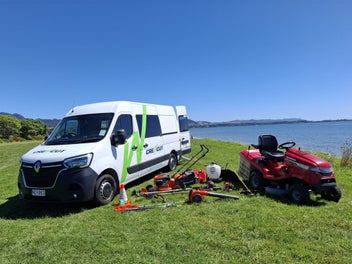 Image 1 of 5