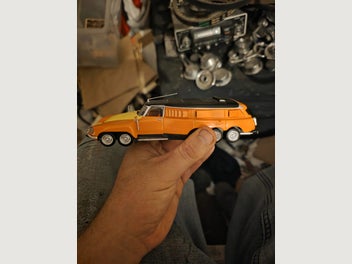 Image 1 of 6