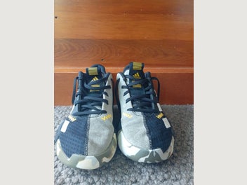 Image 1 of 7