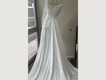 Image 1 of 17
