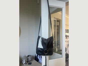 Image 1 of 7
