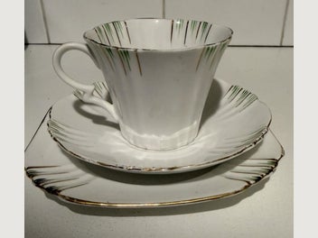 Image 1 of 7