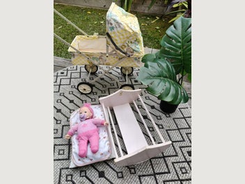 Image 1 of 8