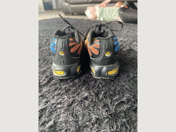 Image 1 of 3