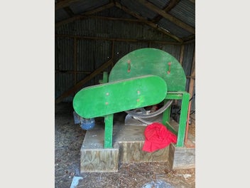 Image 1 of 4