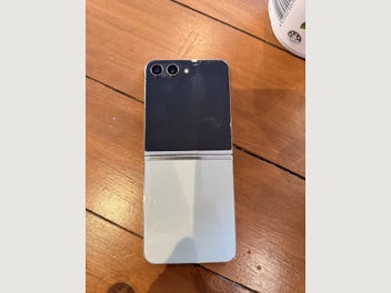 Image 1 of 7