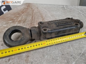 Image 1 of 7