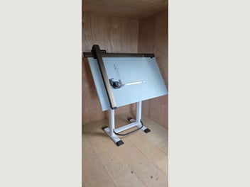 Image 1 of 8