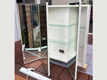 Image 1 of 2