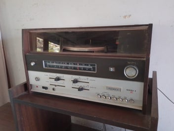 Image 1 of 3