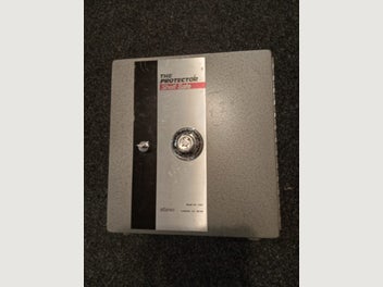 Image 1 of 2