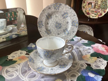 Image 1 of 8