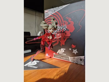 Image 1 of 6